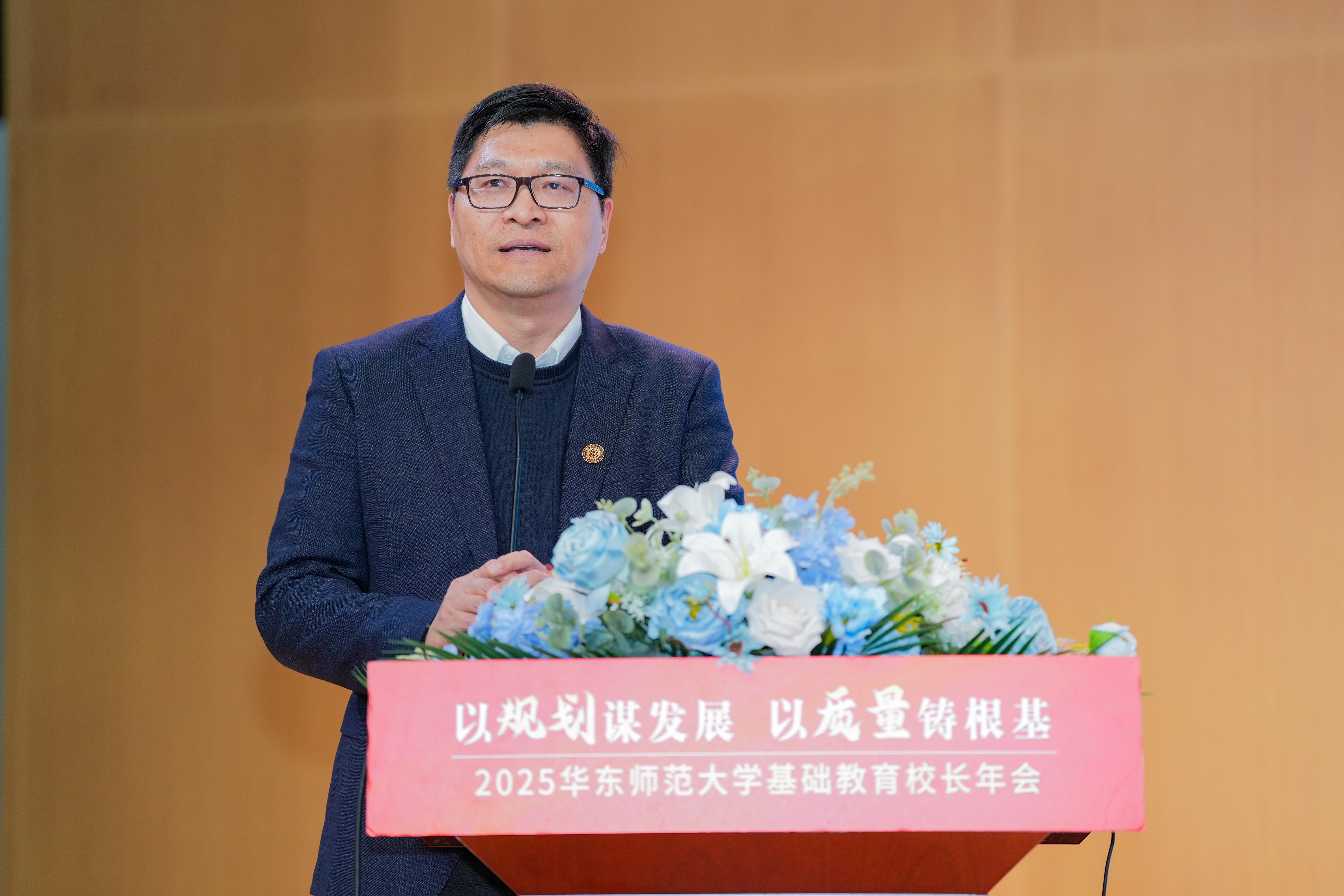 邱超.jpg 邱超.jpg