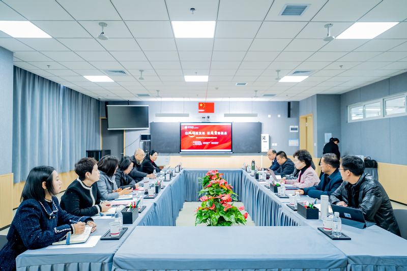 小组讨论2.jpg