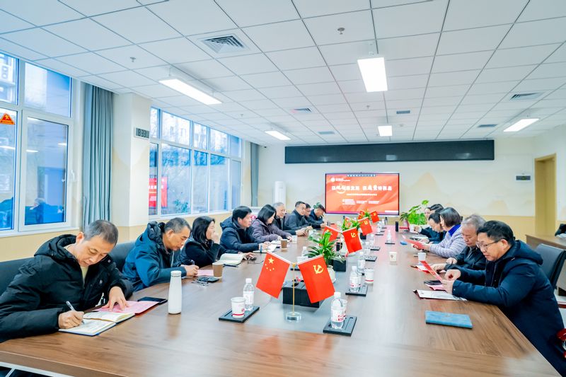 小组讨论4.jpg